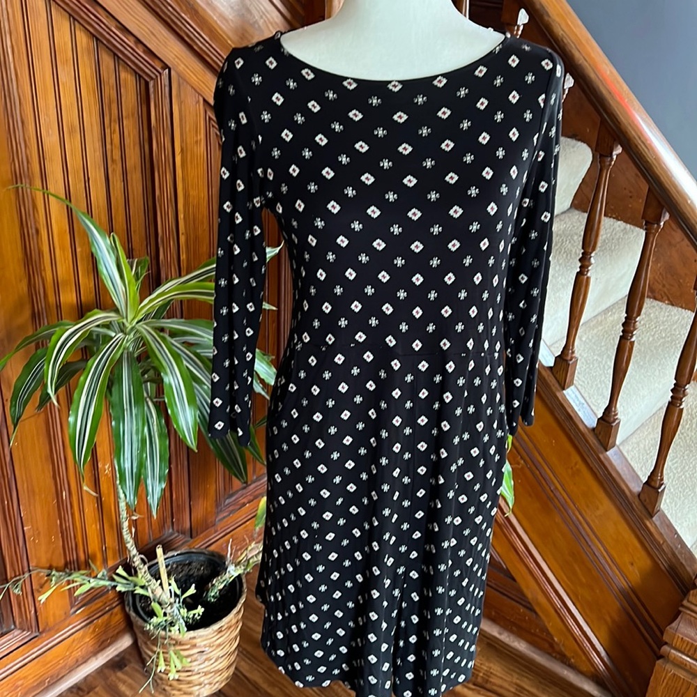 J Jill Floral Design with Black Background Sz XS